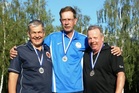 Veteraanien singeli mitalistit 2012. (vasemmalta) Harry Uschanov, Kari Korkemäki ja Markku Nieminen.