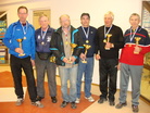 A-Sarjan podium vasemmalta, Kari, Hessu, Jari, Ilpo, Teuvo ja Alpo